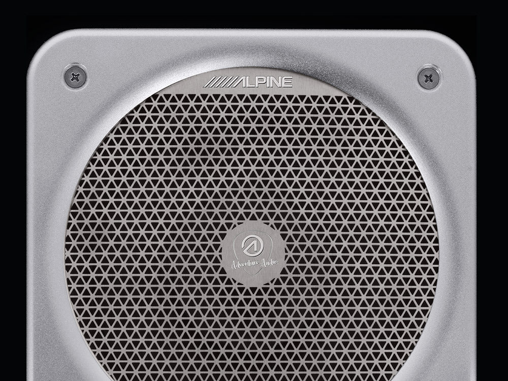 SWC-D84L - Subwoofer Alpine Adventure Audio In-Cabin
